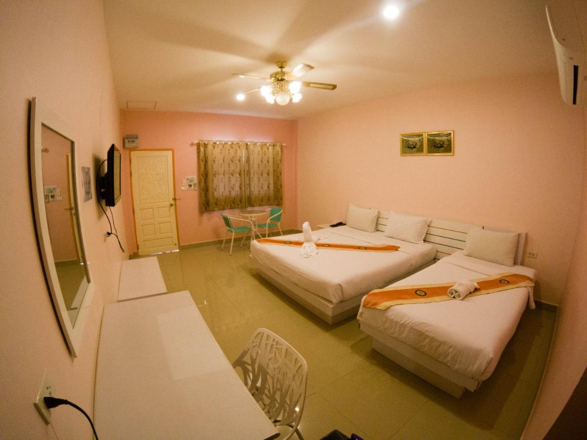 Holland Resort Phuket Exterior foto